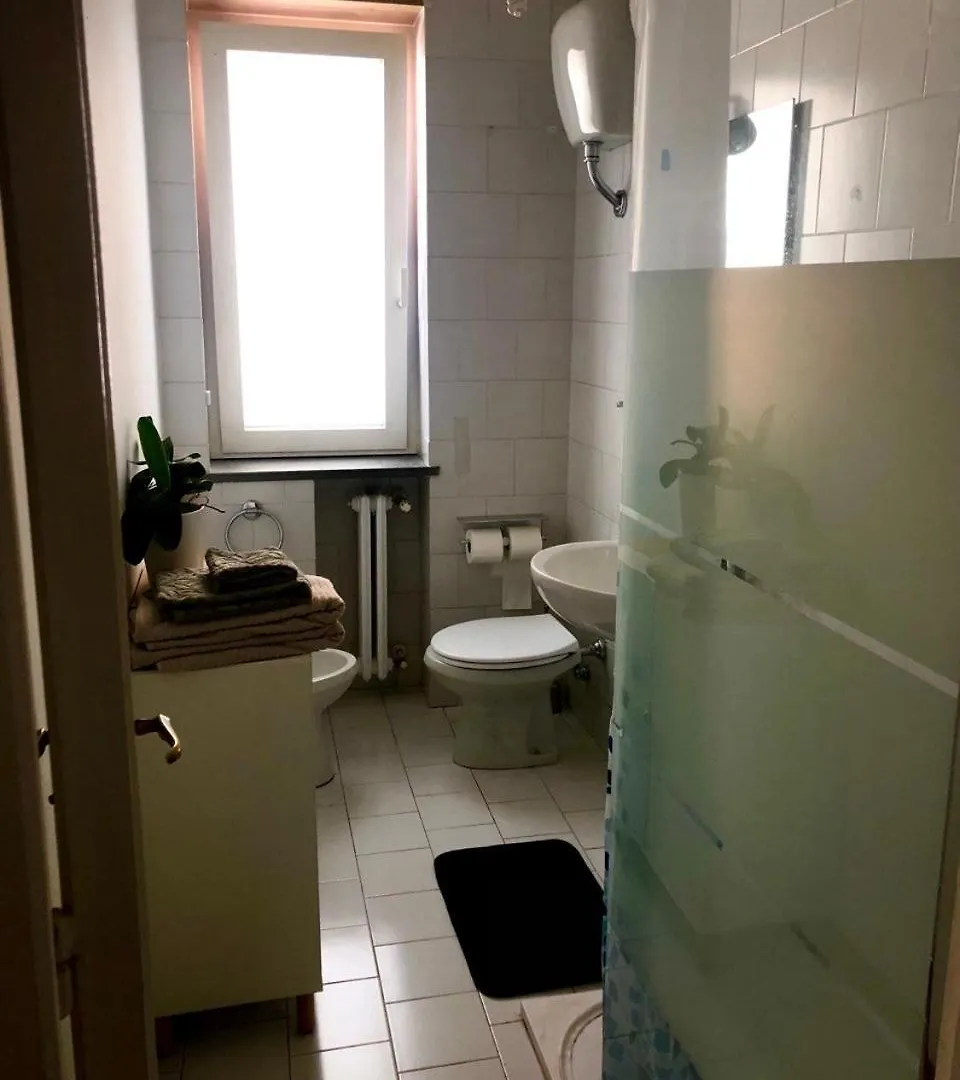 Pranayama Sea View Room- Shared Bathroom Bari 0*,